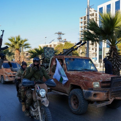 Fuerzas aéreas conjuntas de Rusia y Siria eliminan a decenas de terroristas en Alepo