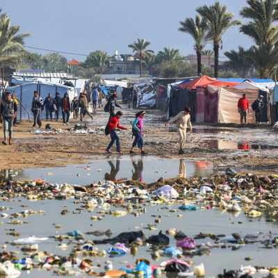 Segundo invierno en Gaza: espeluznantes historias de niños que mueren de frío y luchan por vivir