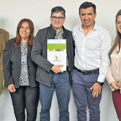 Un Logro Histórico: Profesionales de Educación Especial Alcanzan la Titularización