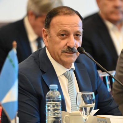 Ricardo Quintela anunció un aumento del 12% en las guardias de Salud desde marzo