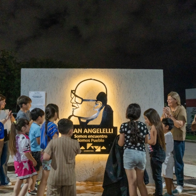 Realizan jornada del plan Angelelli y entregaron viviendas en el B° Susana Quintela